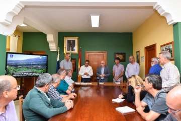 Plantación de 4.400 almendreros, nogales, higueras y olivos en Valsequillo (Foto TA)